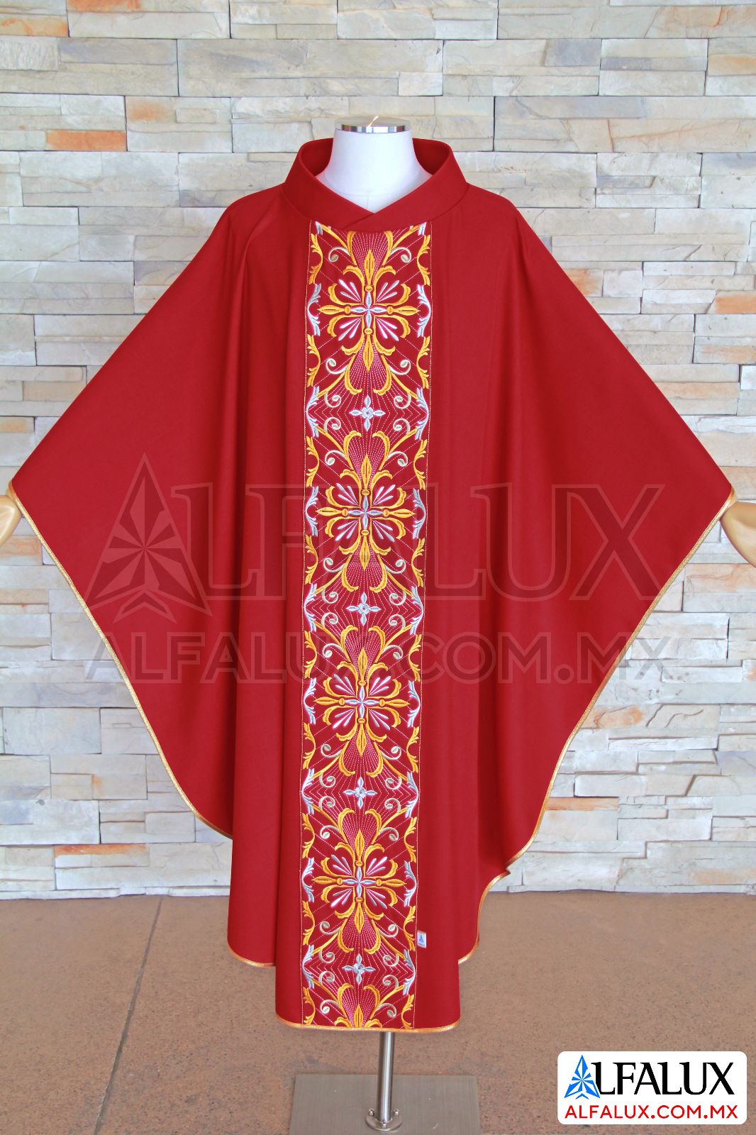 30 SAN MIGUEL Alfalux Casulla Central RojoQuem 40 (3)